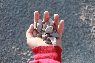 3/4" Blue/Grey Crushed Stone