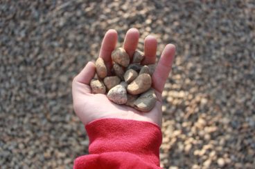 3/4" Round River Rock